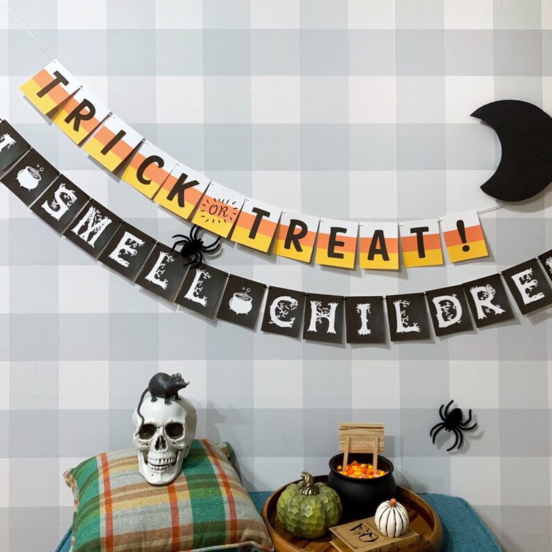 I Smell Children Hocus Pocus Halloween Party Garland, ready to hang halloween decor, trunk or treat decorations, spooky halloween banner image 5