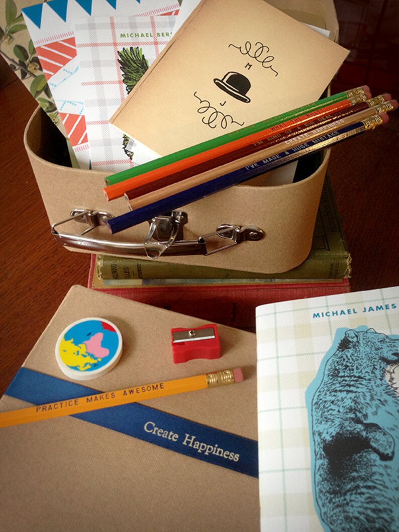 Suitcase Stationery Gift Set 12 Personalized Notes Etsy