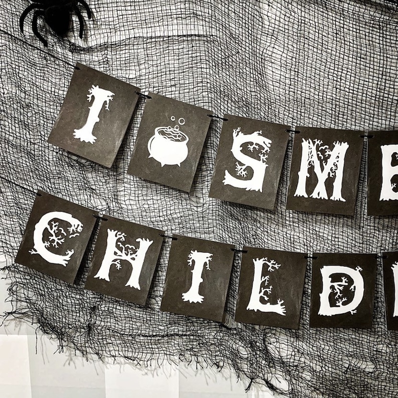 I Smell Children Hocus Pocus Halloween Party Garland, ready to hang halloween decor, trunk or treat decorations, spooky halloween banner image 3