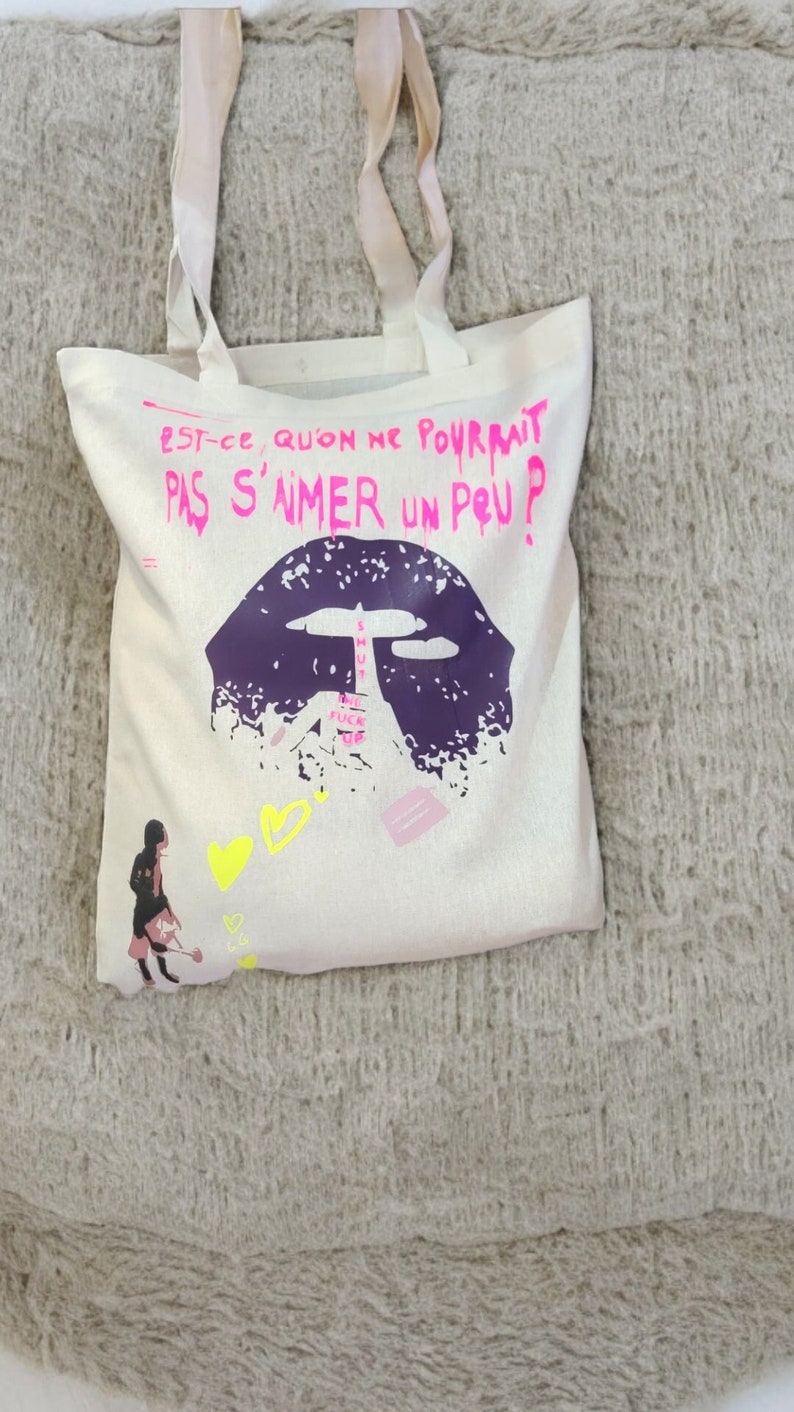 Tote bag image 2