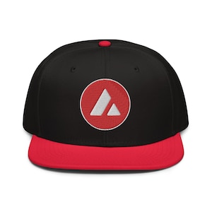 Gorra con visera plana con diseño de activos digitales criptográficos Avalanche AVAX
