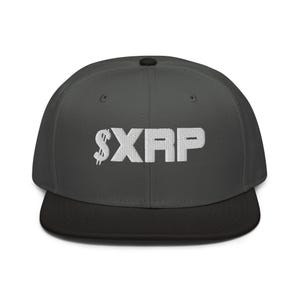 Gorra con visera plana con el símbolo de criptomoneda XRP Ripple