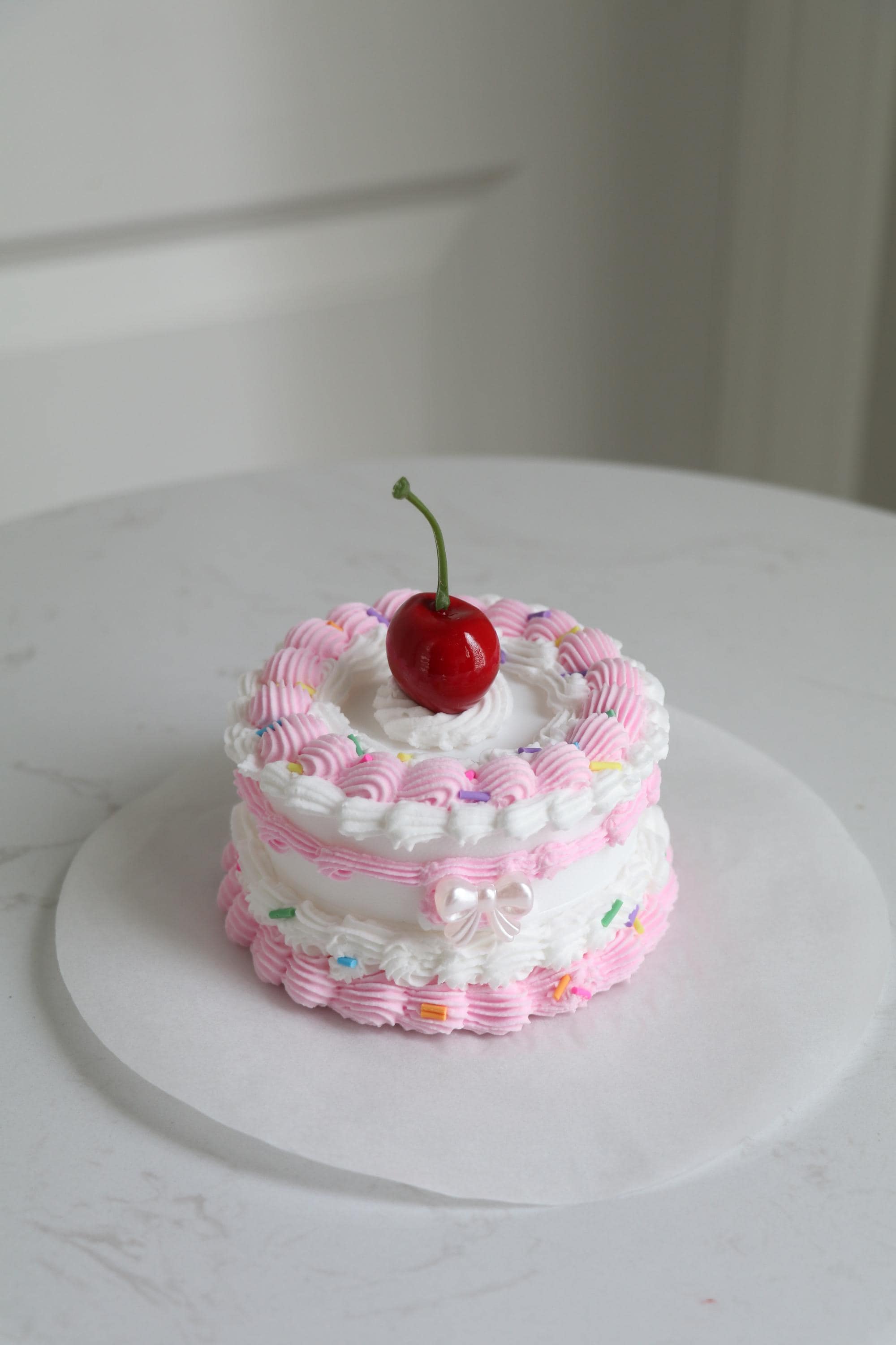 Handmade Mini Fake Cake Trinket Jewelry Box, Confetti Decoration