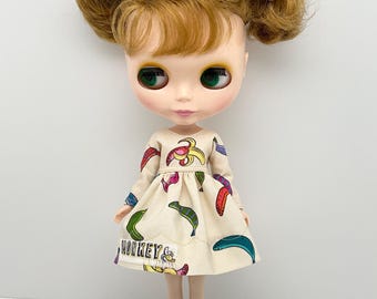 Blythe Dress, Blythe Clothes, Short dress, Bananas