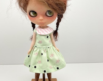 Blythe Dress, Blythe Clothes, Dress with Collar, Cats and Dots.