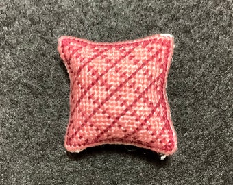 Dollhouse Miniature Needlepoint - Pink Square Pillow with Burgundy Diamond Pattern (Color Set B)