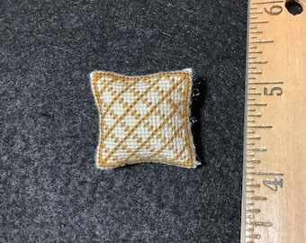 Dollhouse Miniature Needlepoint - Off-White Square Pillow with Old Gold Diamond Pattern (Color Set B)