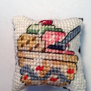 Dollhouse Miniature Needlepoint Pillow - Ice Cream Sundae (D)