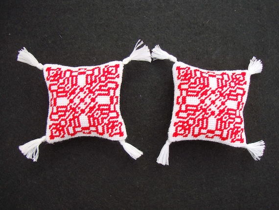 Red And White Dollhouse Miniature Needlepoint Pillows With Etsy