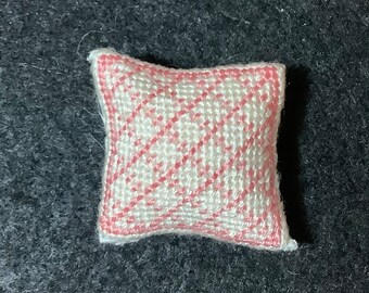 Dollhouse Miniature Needlepoint - Off-White Square Pillow with Pink Diamond Pattern (Color Set B)