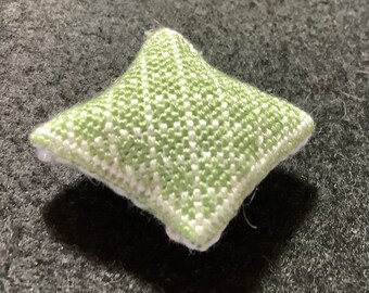 Dollhouse Miniature Needlepoint - Green Square Pillow with Diamond Pattern in Off-White