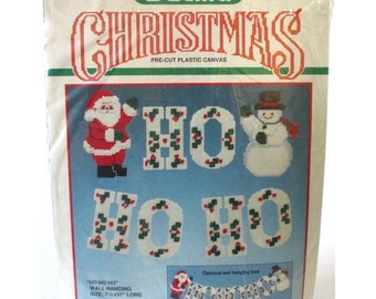 Bucilla Christmas Plastic Canvas Kit 61082 Sealed Complete