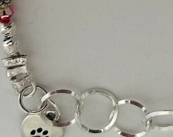 Love My Cat charm womens bracelet, dainty and adjustable, dog lover gift, gifts for her beaded and versatile bracelet