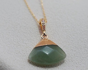 Natürliche Aventurin Anhänger Halskette, Minimalistische Heilkristall-Halskette, geometrische zierliche Halskette für Frauen, Energie Schmuck, Geschenk für sie