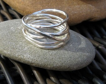 silver wrap ring. infinity ring.  wrapped ring in sterling silver. wrapped wire ring. stacking look. infinity band. silver nest ring