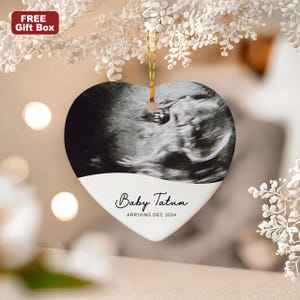 Ultrasound Photo Christmas Ornament,Sonogram Ornament , Christmas Pregnancy Announcement Gift, Grandparent Pregnancy, Announcement Gift