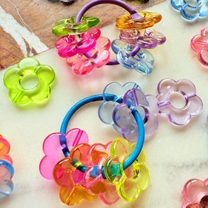 Rainbow Flower Fidget Loop Ring: Sensory ASMR Rolling Beads
