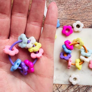 Fidget Loops | 3cm Ring | ASMR | Stimming | Distraction | Textured | Pastel Flower | Bead