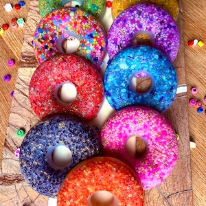 “Doughnut picky pad sensory fidget toy for skin picking anxiety relief”
