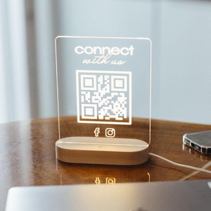 Benutzerdefinierte Acryl QR-Code-Schild mit LED-Licht - personalisierte Tischständer für Geschäft, WLAN, Menü, Zahlungen oder Social Media Display