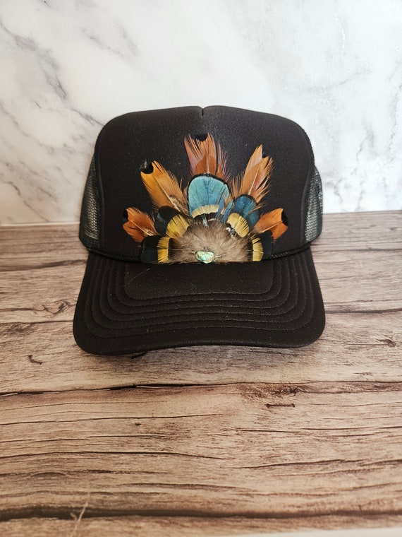 Feather Trucker Hat, Cowgirl hat, western hat, western trucker hat, faux feather hat, trendy trucker hat, cute hat