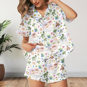 Pijama curto de cetim Toy Story, conjunto de pijamas Pixar, conjunto longo You've Got a Friend in Me, pijama de noiva da Disneylândia, conjunto de viagem para a Disneylândia