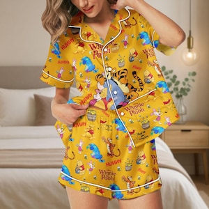 Pijama corto de satén de Winnie The Pooh, pijama de dibujos animados de Disney, pijama de Tigger Piglet Pooh, conjunto de pijama de Disney, regalo para ella