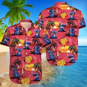 Camicia hawaiana con motivo Stitch Sunset, camicia da spiaggia tropicale Aloha, outfit estivo per le vacanze con i cartoni animati, camicia da uomo con bottoni del film Stitch