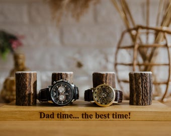 Soporte de madera hecho a mano para relojes con postes de asta, capacidad para 4 relojes