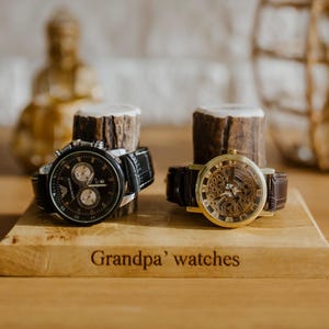Elegant Wooden Watch Stand for 2 Watches, Compact Men&#39;s Jewelry Organizer, Cozy Gift for Grandpa, Natural Display for Watch Collectors