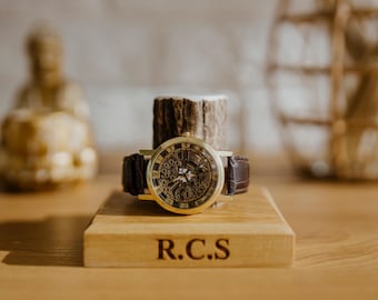 Soporte para reloj de madera hecho a mano con asta, organizador de joyas para hombre