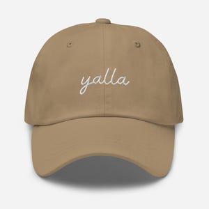 Gorra Yalla Dad / Gorra con bordado blanco / Gorra árabe Dad / Estilo festival, viajes y verano