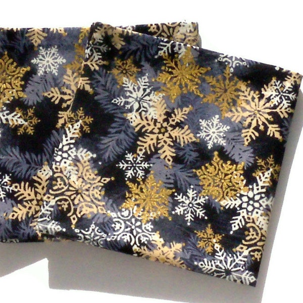 Snowflakes Cloth Cocktail Napkins, Coasters, Appetizer Napkins, Dessert Napkins, Eco Friendly Cloth Cocktail Napkins - set of 8