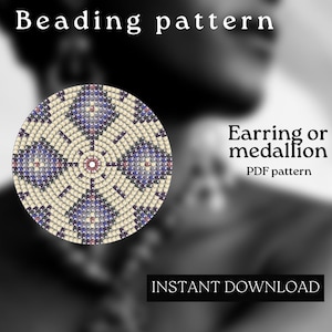 以下が含まれることがあります： 白い背景に青、紫、ピンクのビーズでできた円形のイヤリングまたはメダリオンのパターン。パターンは対称的で、中央に円があり、そこから4本の腕が放射状に伸びています。パターン下に「Earing or medallion」と「PDF pattern」のテキストが表示されています。