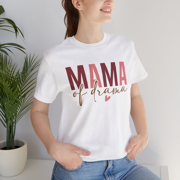 Damen T-Shirt 'Mama' - Stilvoll, Komfortabel, Liebevoll - Muttertagsgeschenk, Mutterschaft, Mutterliebe, Geschenk für Mama, Frauenmode"