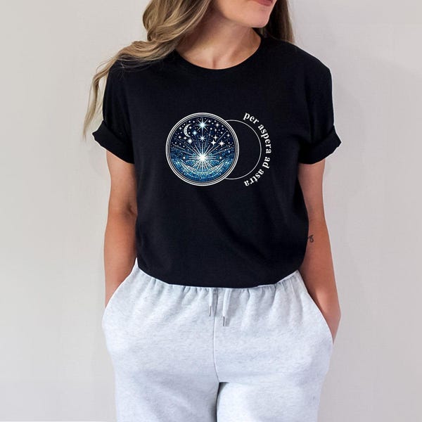 Per Aspera Ad Astra Tshirt, Lateinische Phrase T-Shirt, Durch Härten zu den Sternen T-Shirt, Motto Top, Männer Frauen Grafik T-Shirt, Mond Nacht Shirt
