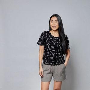 Black loose fitting t-shirt with drop sleeves in bamboo jersey/ Tamara top image 1