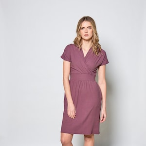 Violet short sleeve bamboo dress with pockets