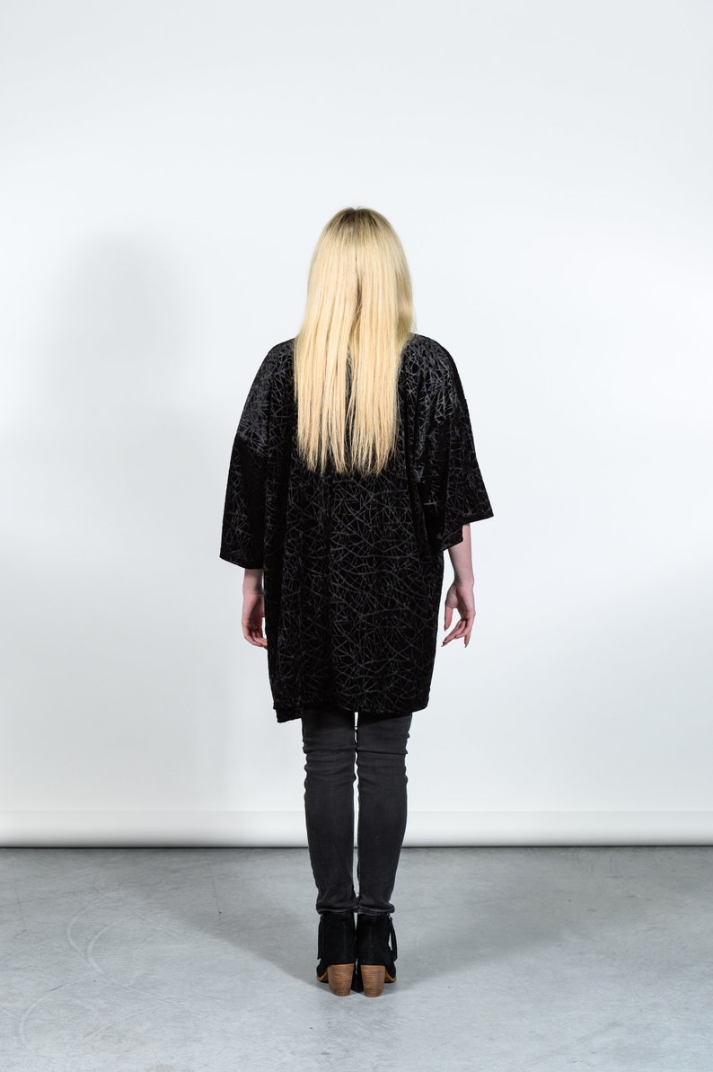 Jana kimono inspired robe in black velvet burnout image 3