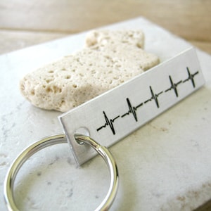 Heartbeat Keychain, Heartbeat Key chain, Couples Keychain, Boyfriend Keychain, Boyfriend Gift, Girlfriend Gift, Nurse Gift, Doctor Gift