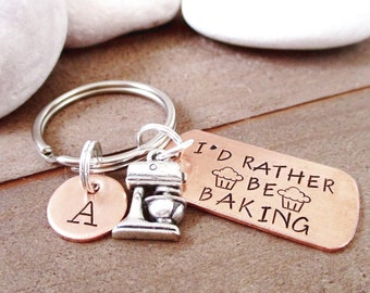 Personalized Baking keychain, Personalized Baker's Keychain, mixer charm, gift for baker, Baker's gift, Baking, optional initial disc