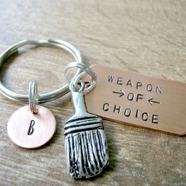 PAINTBRUSH keychain, artist keychain, gift for the painter, artist gift, painter's gift, paintbrush keychain, optional initial disc