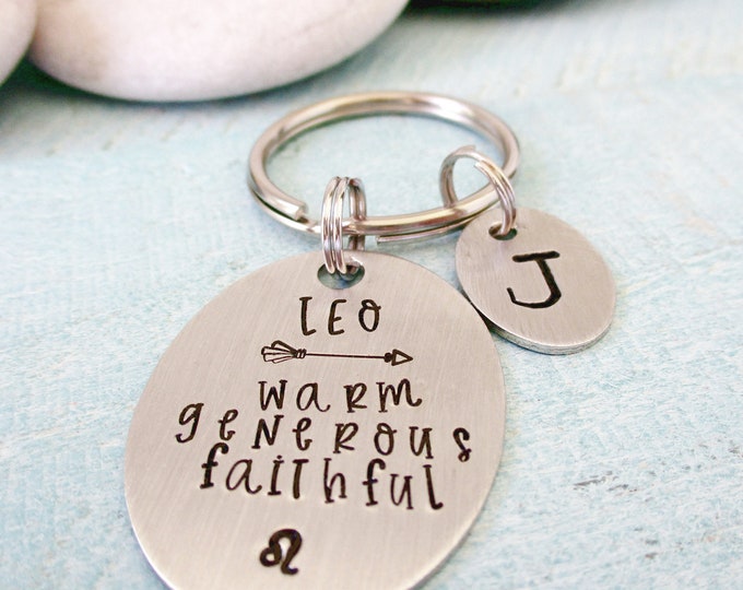 Personalized Leo Key chain, Leo symbol keychain, Leo Gift, Leo Traits, Leo Horoscope, Leo the Lion, Zodiac Key chain, initial disc choice