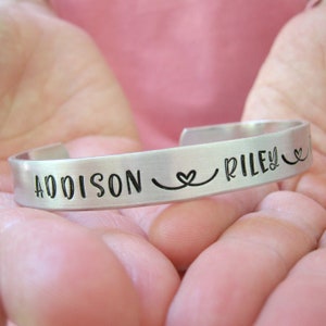Mom&#39;s Bracelet, Mommy Bracelet, Mother&#39;s Cuff Bracelet, Children&#39;s Name bracelet, Mom jewelry, Mother&#39;s Day gifts, optional inside text too