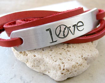 Love Softball Bracelet, Softball Love Bracelet, choose your leather color, Softball gifts, Leather Wrap bracelet, Softball coach, home run