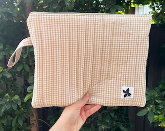 Upcycled Quilted Laptop Case - Biege and White Gingham