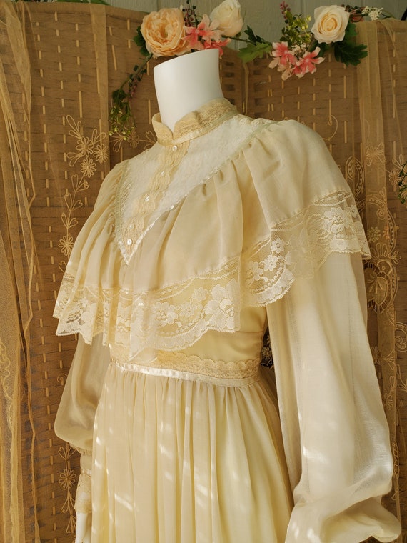 70's Gunne Sax Ivory Maxi Wedding Dress Boho Hipp… - image 3