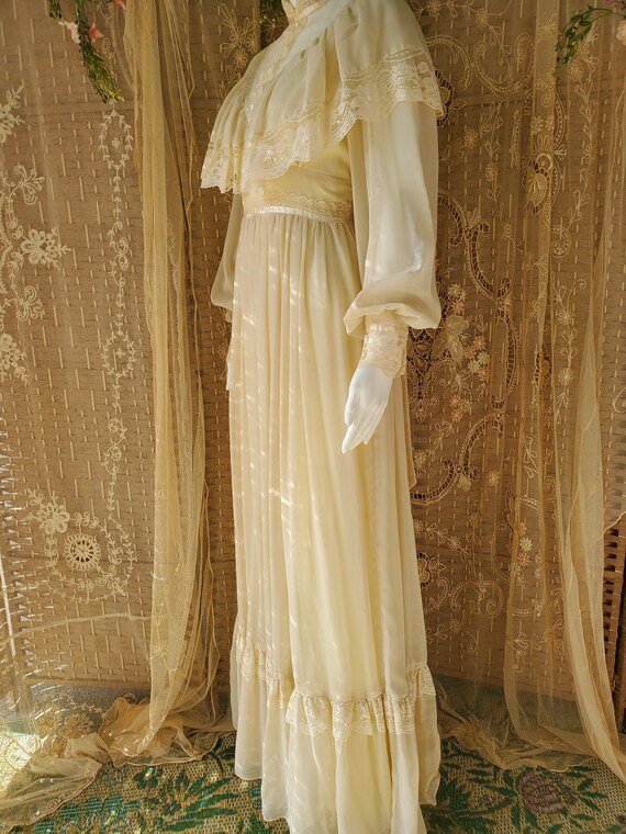 70's Gunne Sax Ivory Maxi Wedding Dress Boho Hipp… - image 4