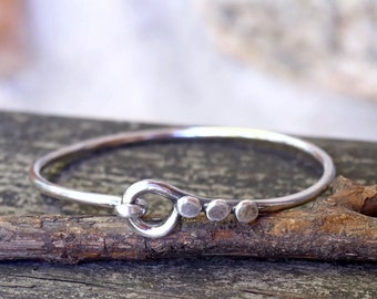 Sterling silver pebble bangle bracelet / simple bangle bracelet / gift for her / jewelry sale / stacking bangle bracelet / layering bangle