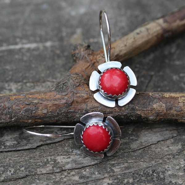 Red coral sterling silver flower dangle earrings / sterling silver earrings / gift for her / jewelry sale / posy / flower earrings